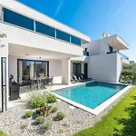 Stylish Istrian With Private Pool * Novigrad Istria