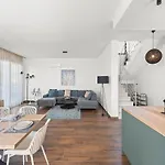 Stylish Istrian With Private Pool Hébergement de vacances *