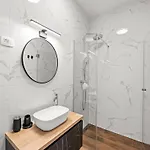 Stylish Istrian With Private Pool Hébergement de vacances