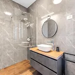 Stylish Istrian With Private Pool Nyaraló *