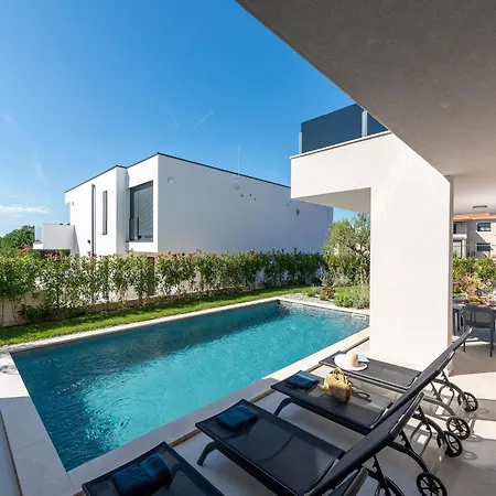 Stylish Istrian With Private Pool * Novigrad Istria