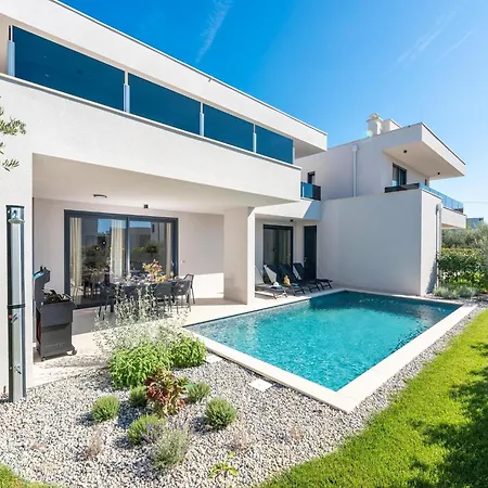 Stylish Istrian With Private Pool * Novigrad Istria