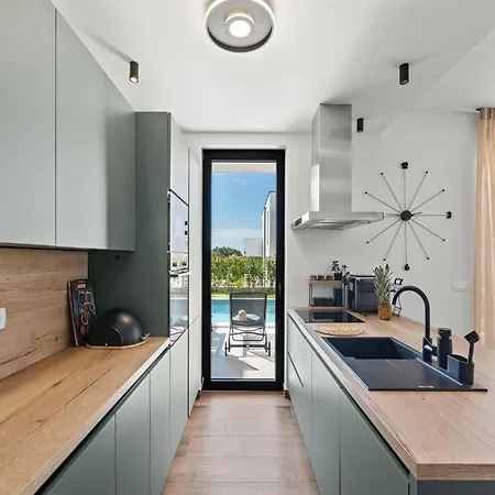 Stylish Istrian With Private Pool Novigrad Istria